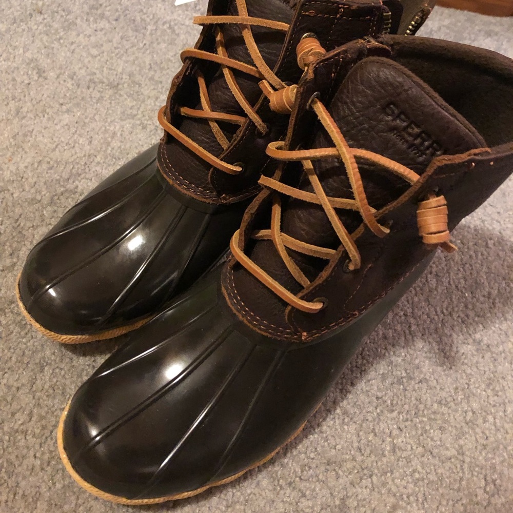 Sperry duck boots
